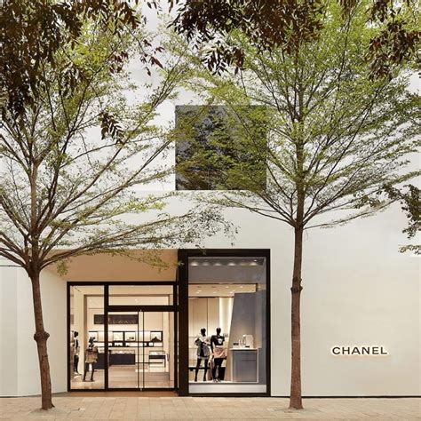 Chanel Reveals Its New Miami Design District Boutique.